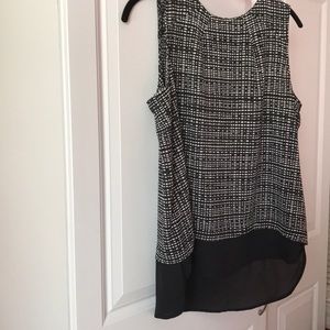 Short sleeved blouse